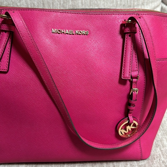 Michael Kors Large Tote - Picture 2 of 7